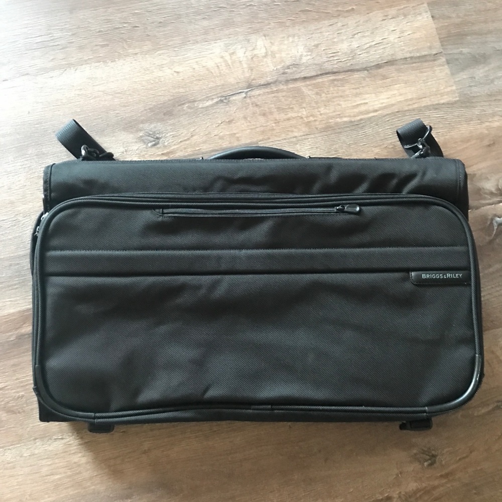 Briggs & Riley - ⚠️Open to reasonable offers!⚠️